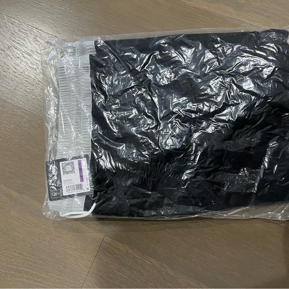 Puma Jaws Woven Shorts Mens Black Casual Athletic Bottoms MULTIPLE SIZES - Picture 10 of 10